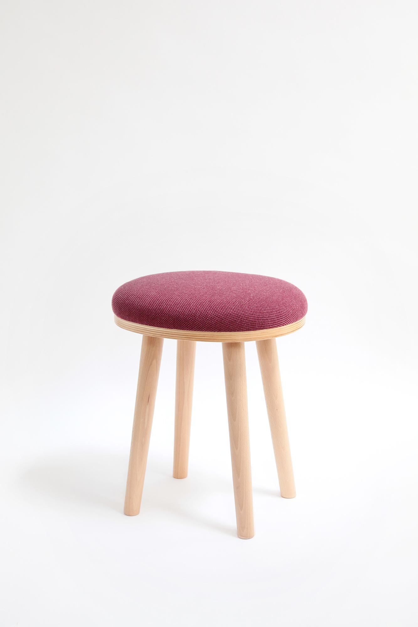 Pincushion Stool 02